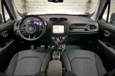 Jeep Renegade 2022 - 23950 EUR, 19039 km - AUTO.MOTO.pt - 19039km - foto 12 de 44