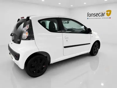 Citroën C1 2010 - 8490 EUR, 110751 km - AUTO.MOTO.pt - 110751km - foto 5 de 14