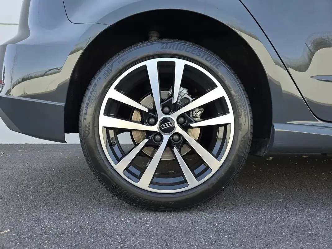 Audi A3 Sportback 2019 - 17500 EUR, 81000 km - AUTO.MOTO.pt - 81000km - foto 8 de 33