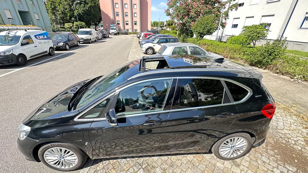 BMW 225xe Active Tourer 2016 - 17000 EUR, 116000 km - AUTO.MOTO.pt - 116000km - foto 1 de 14
