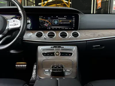 Mercedes-Benz E 300 2019 - 33490 EUR, 105000 km - AUTO.MOTO.pt - 105000km - foto 22 de 46