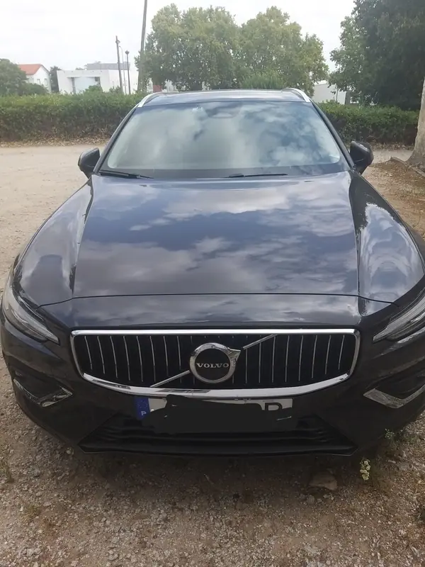 Volvo V60 Plus 2022 Híbrido (Diesel) — 56 000 km · Évora Volvo V60 Plus 2022 Híbrido (Diesel)
