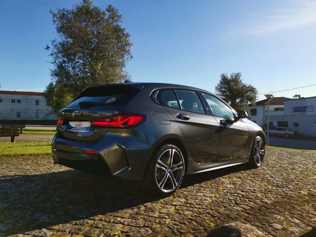 BMW 116 2020 - 23950 EUR, 157000 km - AUTO.MOTO.pt - 157000km - foto 6 de 12