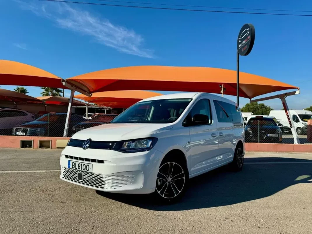 Volkswagen Caddy 2024 - 34950 EUR, 35345 km - AUTO.MOTO.pt - 35345km - foto 1 de 10