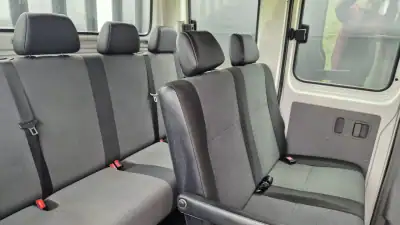 VW Crafter 35 2.0 TDi 136 CT Longa BlueMotion 2015 - 19900 EUR, 193603 km - AUTO.MOTO.pt - 193603km - foto 10 de 18