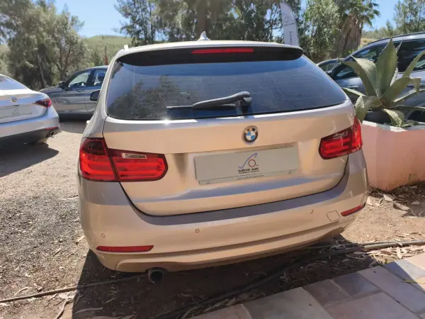 BMW 318 2014 - 14900 EUR, 185655 km - AUTO.MOTO.pt - 185655km - foto 5 de 21