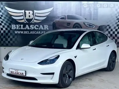 Tesla Model 3 2022 - 28500 EUR, 49000 km - AUTO.MOTO.pt - 49000km - foto 2 de 13