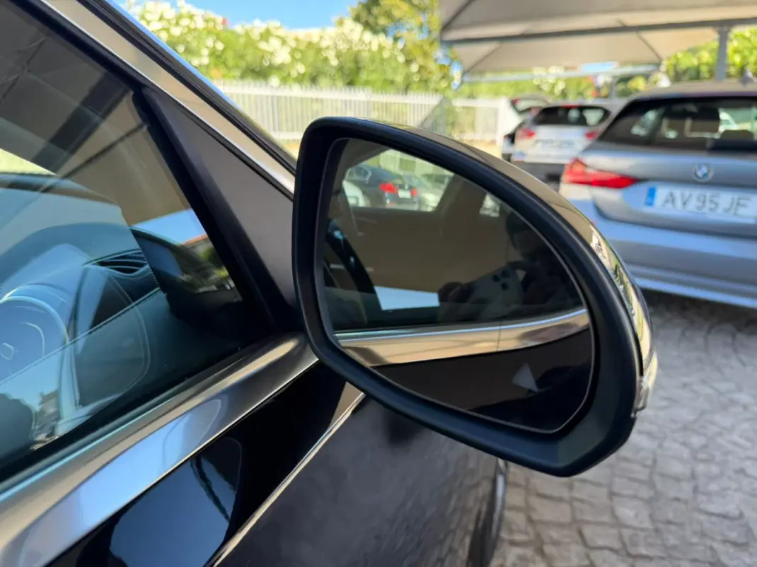 Mercedes-Benz C 300 2024 - 48900 EUR, 19000 km - 19000km - foto 37 de 60