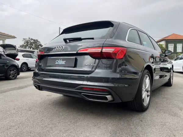 Audi A4 Avant 2022 - 21250 EUR, 195000 km - AUTO.MOTO.pt - 195000km - foto 42 de 45