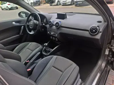 Audi A1 2012 - 8990 EUR, 206000 km - AUTO.MOTO.pt - 206000km - foto 20 de 20