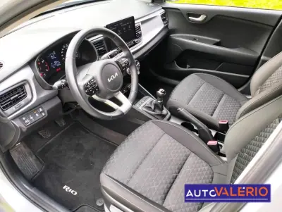 Kia Rio 2021 - 14450 EUR, 70980 km - AUTO.MOTO.pt - 70980km - foto 13 de 32