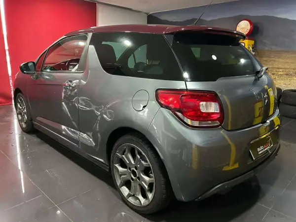 Citroën DS3 2010 - 7000 EUR, 287000 km - AUTO.MOTO.pt - 287000km - foto 2 de 13