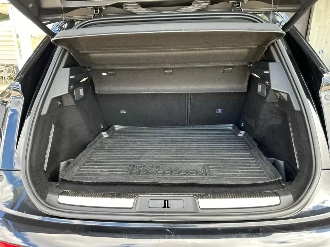 DS DS7 Crossback 2021 - 27900 EUR, 112694 km - AUTO.MOTO.pt - 112694km - foto 31 de 33
