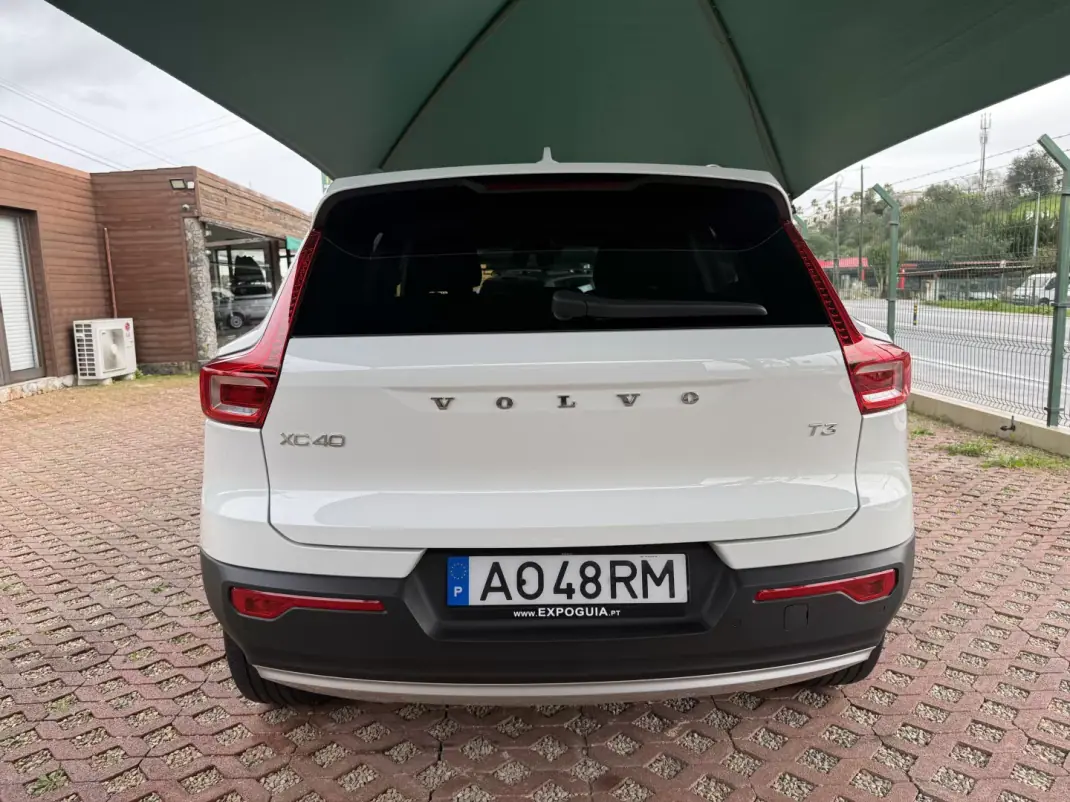 Volvo XC 40 2022 - 32600 EUR, 34626 km - AUTO.MOTO.pt - 34626km - foto 8 de 24