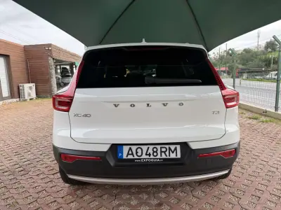 Volvo XC 40 2022 - 32600 EUR, 34626 km - AUTO.MOTO.pt - 34626km - foto 8 de 24