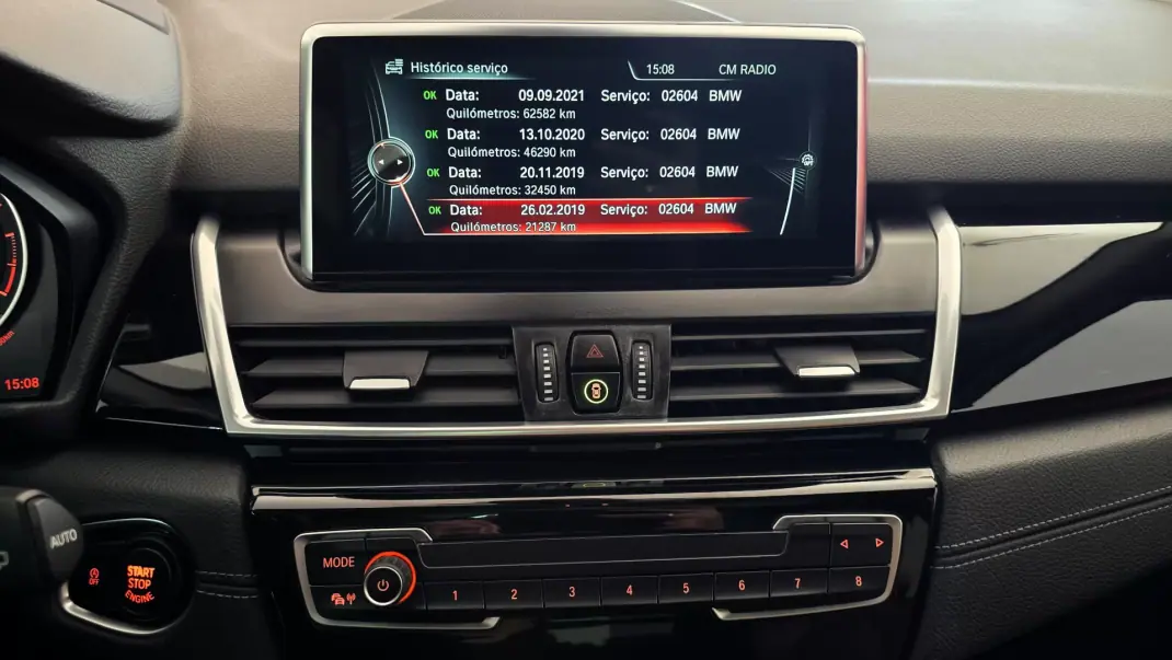 BMW 216 Active Tourer 2017 - 16990 EUR, 118407 km - AUTO.MOTO.pt - 118407km - foto 37 de 72