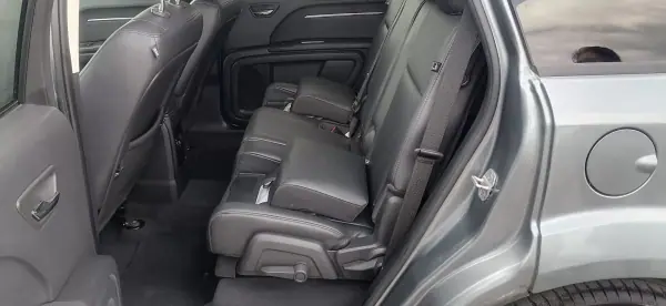 Dodge Journey 2010 - 7900 EUR, 173020 km - AUTO.MOTO.pt - 173020km - foto 9 de 17