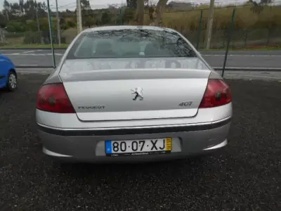 Peugeot 407 2004 - 4500 EUR, 0 km - AUTO.MOTO.pt - foto 9 de 12