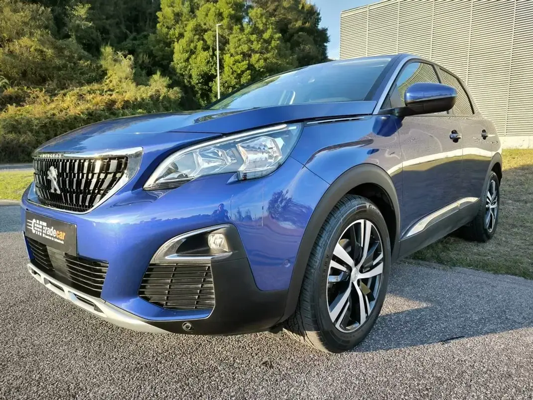 Peugeot 3008 2018 - 13999 EUR, 65262 km - AUTO.MOTO.pt - 65262km - foto 9 de 24