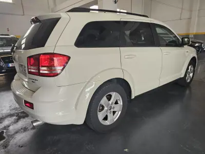 Dodge Journey 2010 - 8800 EUR, 217281 km - 217281km - foto 3 de 37