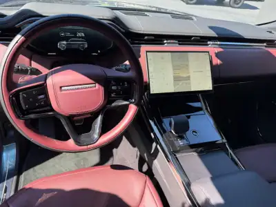 Land Rover Range Rover Sport 2025 - 136000 EUR, 4000 km - AUTO.MOTO.pt - 4000km - foto 11 de 12