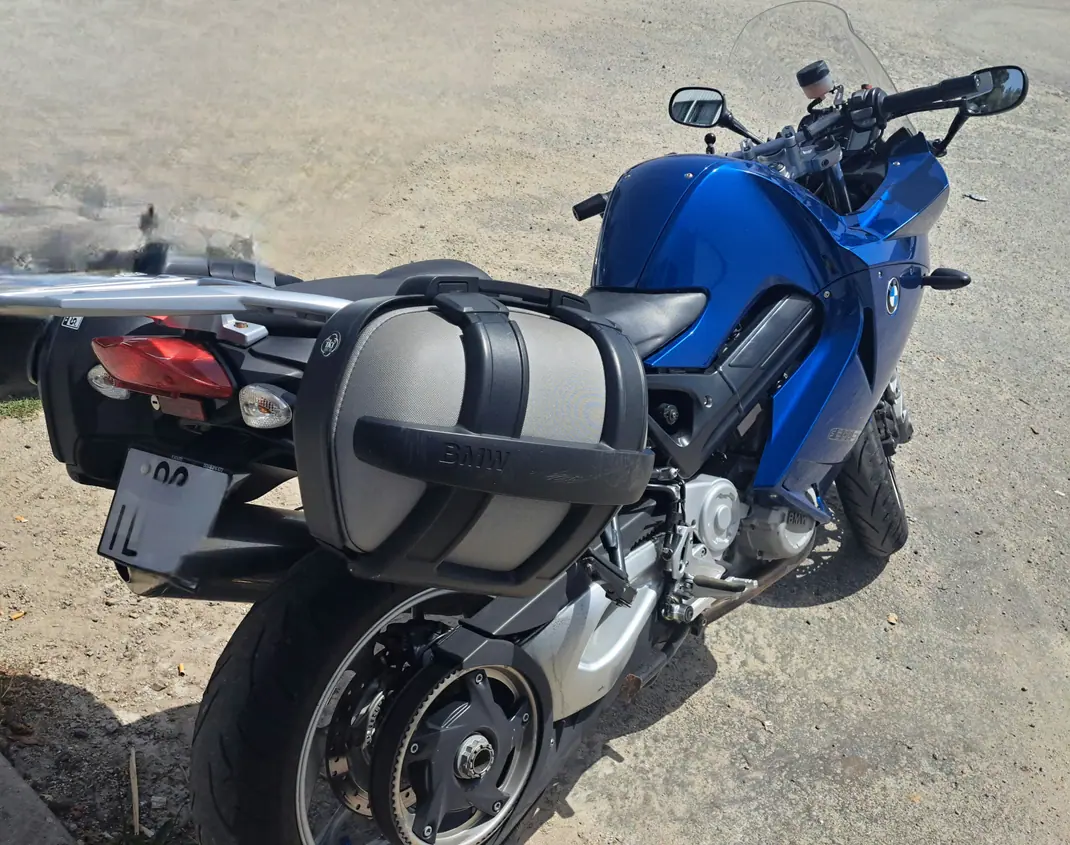 BMW F 800 ST 2009 - 4300 EUR, 52000 km - 52000km - foto 5 de 10