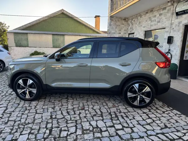 Volvo XC 40 2021 - 29500 EUR, 116000 km - AUTO.MOTO.pt - 116000km - foto 4 de 51