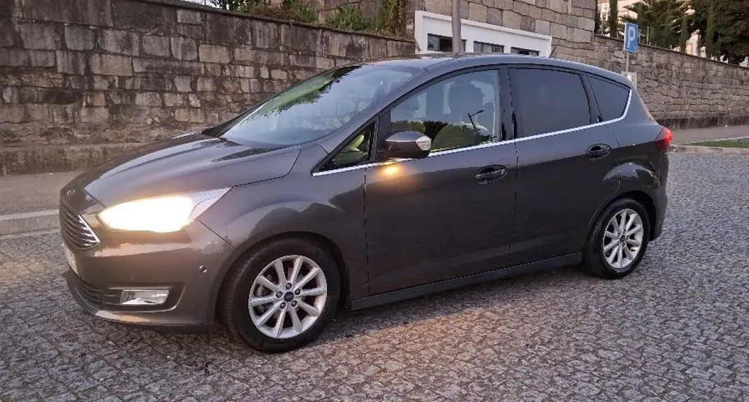 Ford C-Max 2017 - 12950 EUR, 135413 km - 135413km - foto 7 de 10