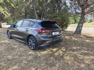 Ford Focus 2023 - 17990 EUR, 75650 km - AUTO.MOTO.pt - 75650km - foto 39 de 39