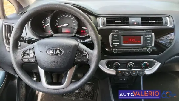 Kia Rio 2016 - 9450 EUR, 58085 km - AUTO.MOTO.pt - 58085km - foto 13 de 27