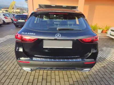 Mercedes-Benz GLA 200 2020 - 31990 EUR, 157000 km - AUTO.MOTO.pt - 157000km - foto 5 de 12