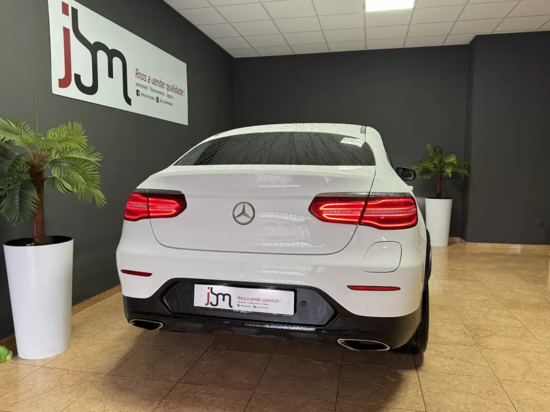 Mercedes-Benz GLC 350 2018 - 35990 EUR, 125987 km - AUTO.MOTO.pt - 125987km - foto 5 de 22