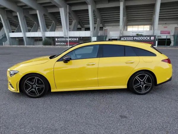 Mercedes-Benz CLA 220 2023 - 40500 EUR, 54785 km - AUTO.MOTO.pt - 54785km - foto 6 de 39