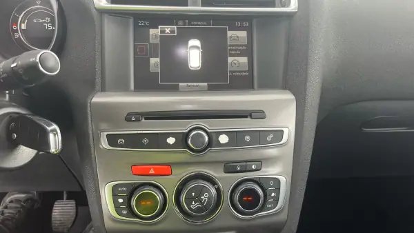 Citroën C4 2017 - 9999 EUR, 149121 km - AUTO.MOTO.pt - 149121km - foto 10 de 14