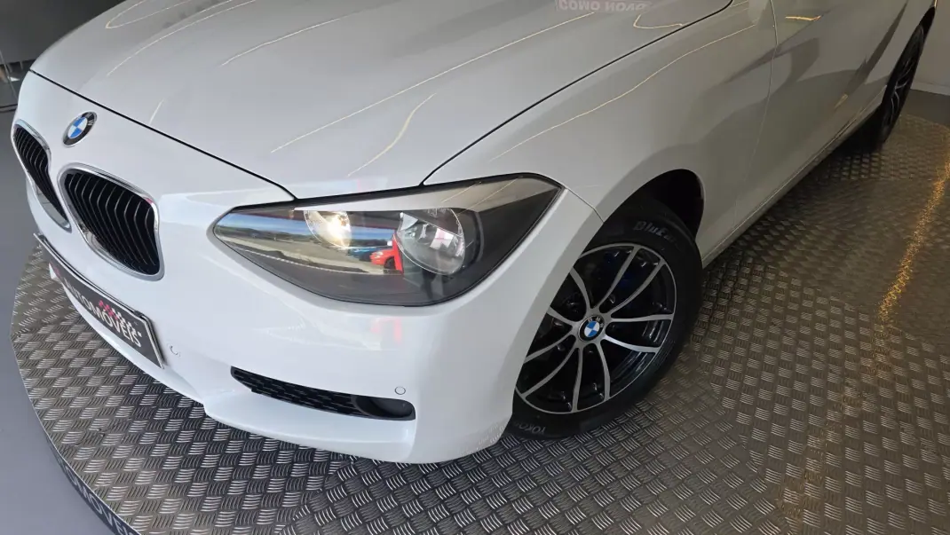 BMW 114 2013 - 9500 EUR, 212463 km - AUTO.MOTO.pt - 212463km - foto 22 de 45
