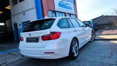 BMW 318 2015 - 14900 EUR, 195000 km - AUTO.MOTO.pt - 195000km - foto 13 de 20