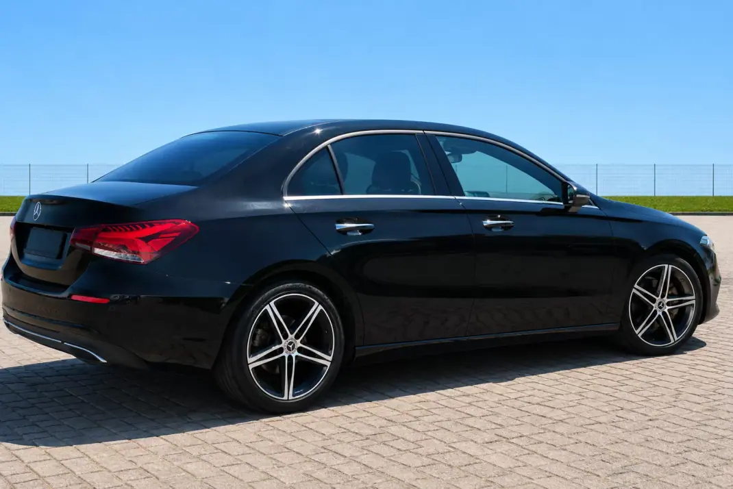 Mercedes-Benz A 180 Limousine 2019 - 21900 EUR, 158320 km - 158320km - foto 2 de 14