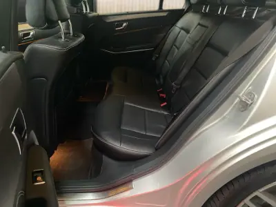 Mercedes-Benz E 250 2016 - 15950 EUR, 453700 km - AUTO.MOTO.pt - 453700km - foto 18 de 20