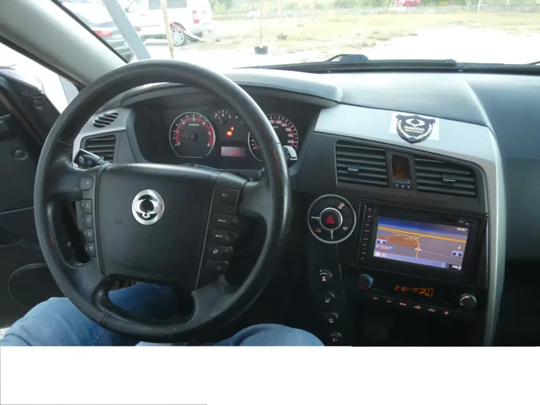 SsangYong Actyon Sports 2014 - 19500 EUR, 88000 km - AUTO.MOTO.pt - 88000km - foto 39 de 40