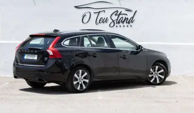 Volvo V60 2013 - 12500 EUR, 242000 km - AUTO.MOTO.pt - 242000km - foto 2 de 45