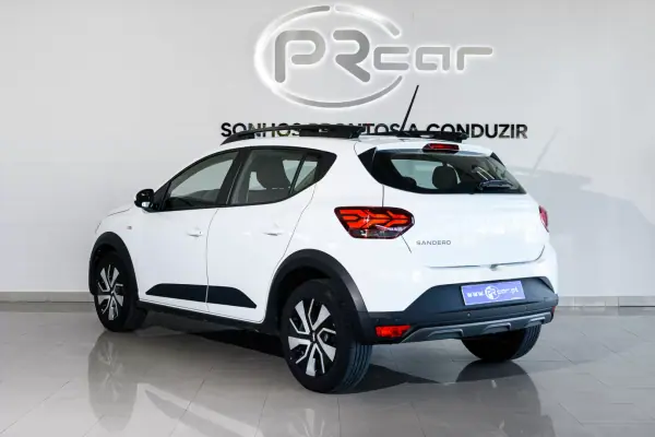 Dacia Sandero 2025 - 17800 EUR, 29946 km - AUTO.MOTO.pt - 29946km - foto 7 de 34