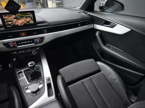Audi A4 Avant 2016 - 20950 EUR, 253446 km - AUTO.MOTO.pt - 253446km - foto 32 de 44