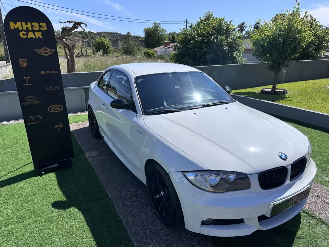 BMW 120 2009 - 9900 EUR, 220000 km - AUTO.MOTO.pt - 220000km - foto 4 de 60