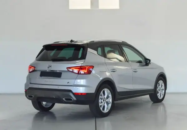 SEAT Arona 2021 - 17900 EUR, 54000 km - AUTO.MOTO.pt - 54000km - foto 8 de 33