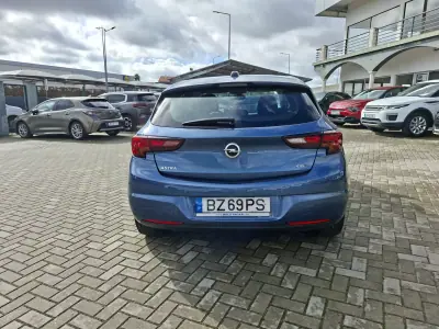 Opel Astra 2017 - 13000 EUR, 99950 km - AUTO.MOTO.pt - 99950km - foto 7 de 29