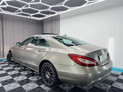 Mercedes-Benz CLS 350 2015 - 23750 EUR, 192000 km - AUTO.MOTO.pt - 192000km - foto 5 de 22