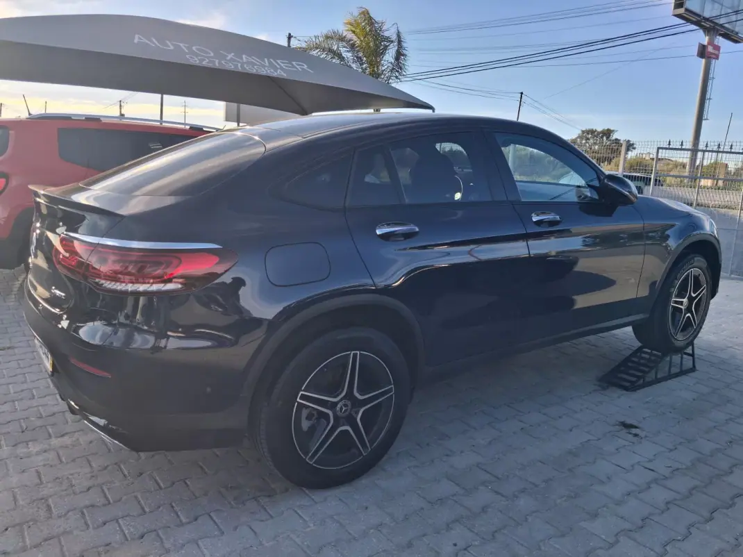 Mercedes-Benz GLC 300 2022 - 49990 EUR, 68000 km - AUTO.MOTO.pt - 68000km - foto 6 de 12