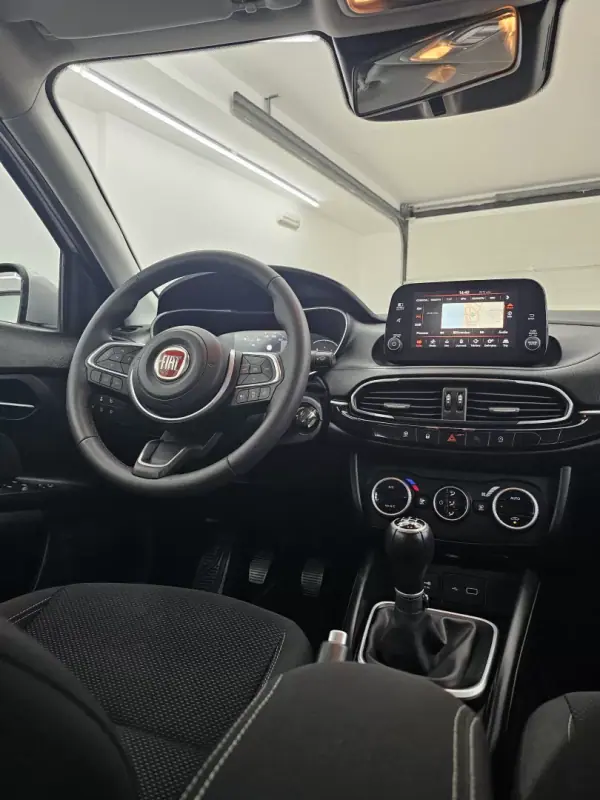 Fiat Tipo 2023 - 15350 EUR, 48173 km - AUTO.MOTO.pt - 48173km - foto 41 de 43