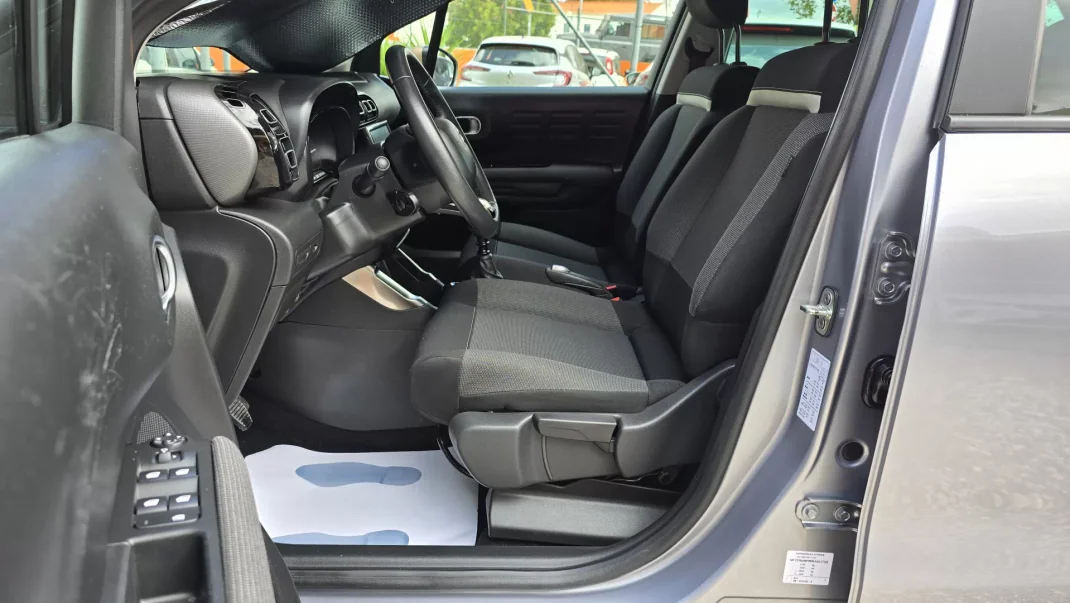 Citroën C3 Aircross 2023 - 16950 EUR, 38559 km - AUTO.MOTO.pt - 38559km - foto 12 de 22