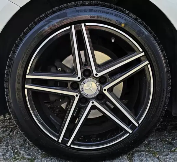 Mercedes-Benz A 160 2015 - 16500 EUR, 137000 km - AUTO.MOTO.pt - 137000km - foto 9 de 24